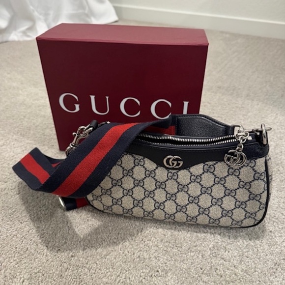 Gucci Ophidia Small Shoulder Bag - Picture 1 of 8